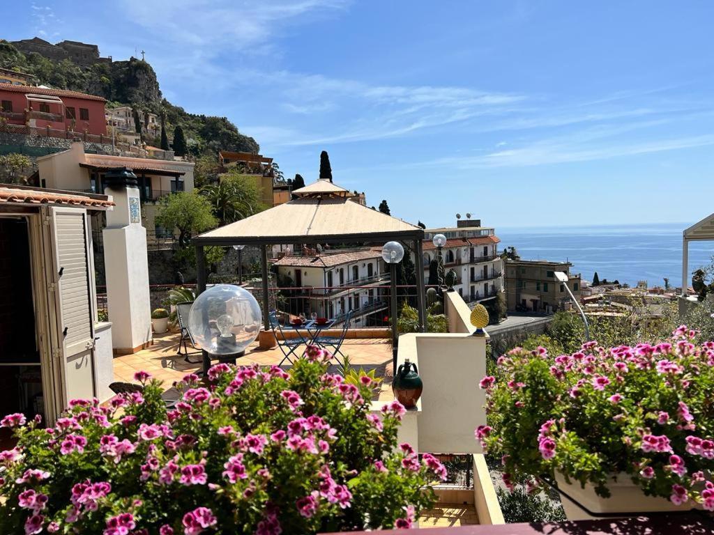 Il Terrazzo Di Marlu Villa Taormina Exteriör bild